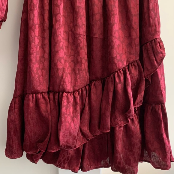 Michael Kors Red Long Sleeve Cheetah Print Flow Petite Dress - Picture 3 of 6